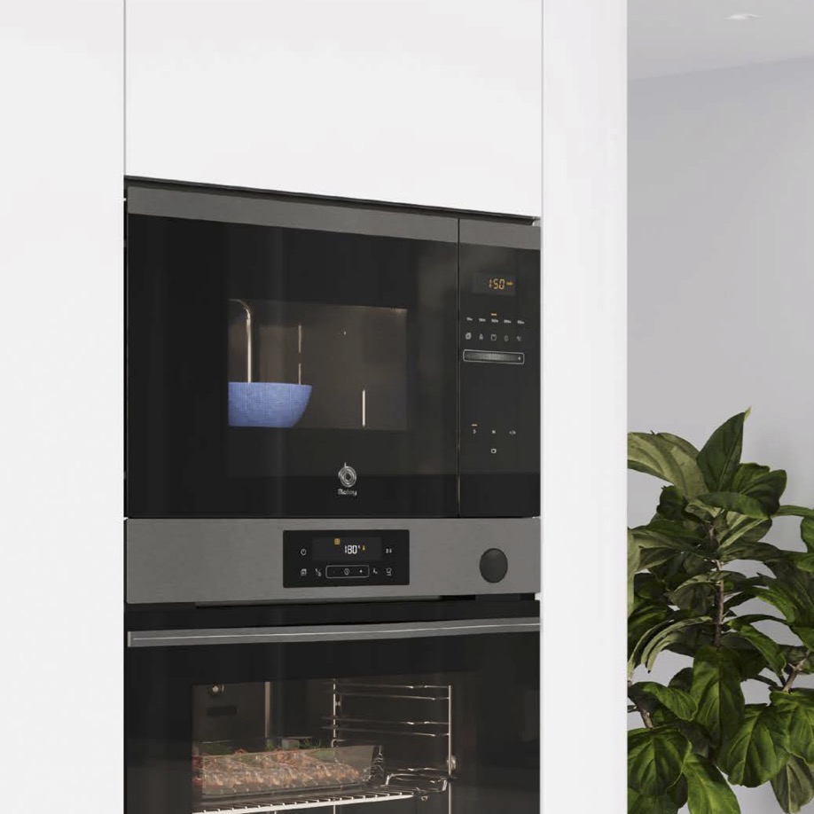 Integrables bajo mueble o en columna. Con grill, vapor combinado y pantallas táctiles.